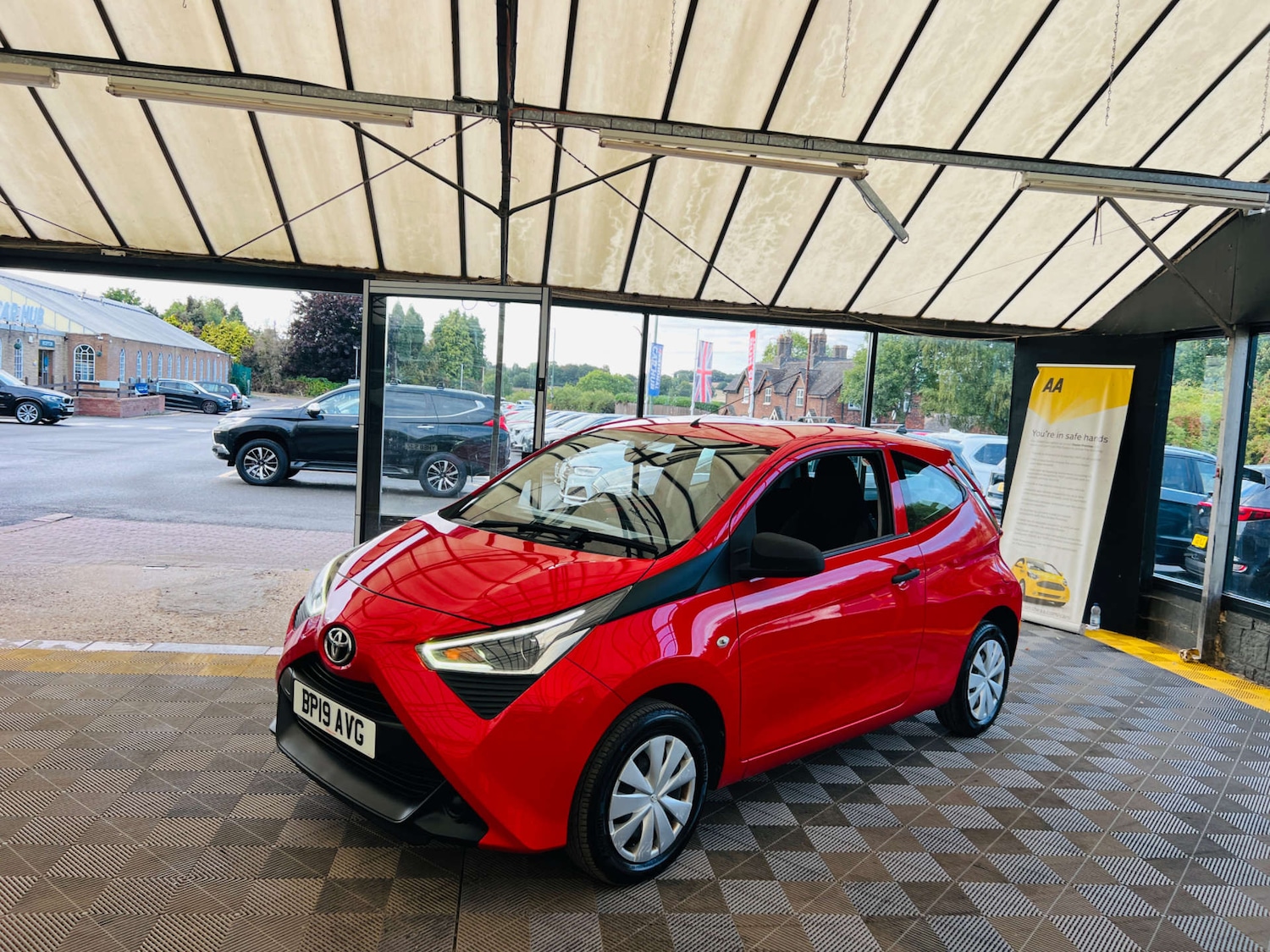 Used Toyota AYGO 2019 for sale - 76533607: Photo 3