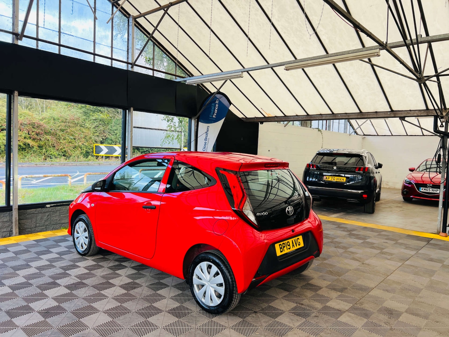 Used Toyota AYGO 2019 for sale - 76533607: Photo 4