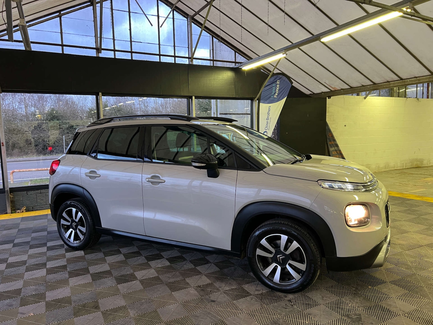 Used Citroen C3 Aircross 2018 for sale - 77675379: Photo 3
