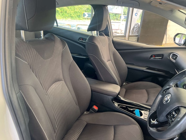 Used Toyota Prius 2022 for sale - 76068159: Photo 12