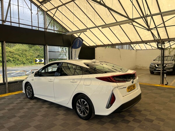 Used Toyota Prius 2022 for sale - 76068159: Photo 6
