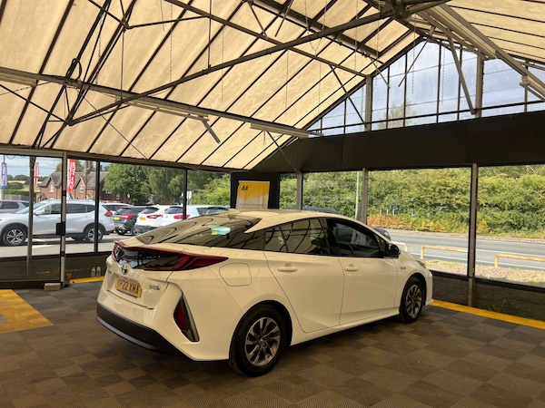 Used Toyota Prius 2022 for sale - 76068159: Photo 9