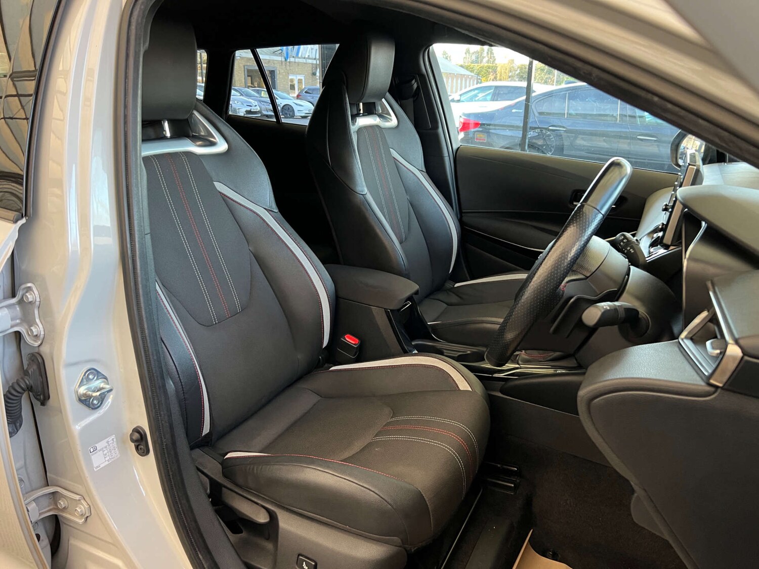 Used Toyota Corolla 2020 for sale - 77888808: Photo 9