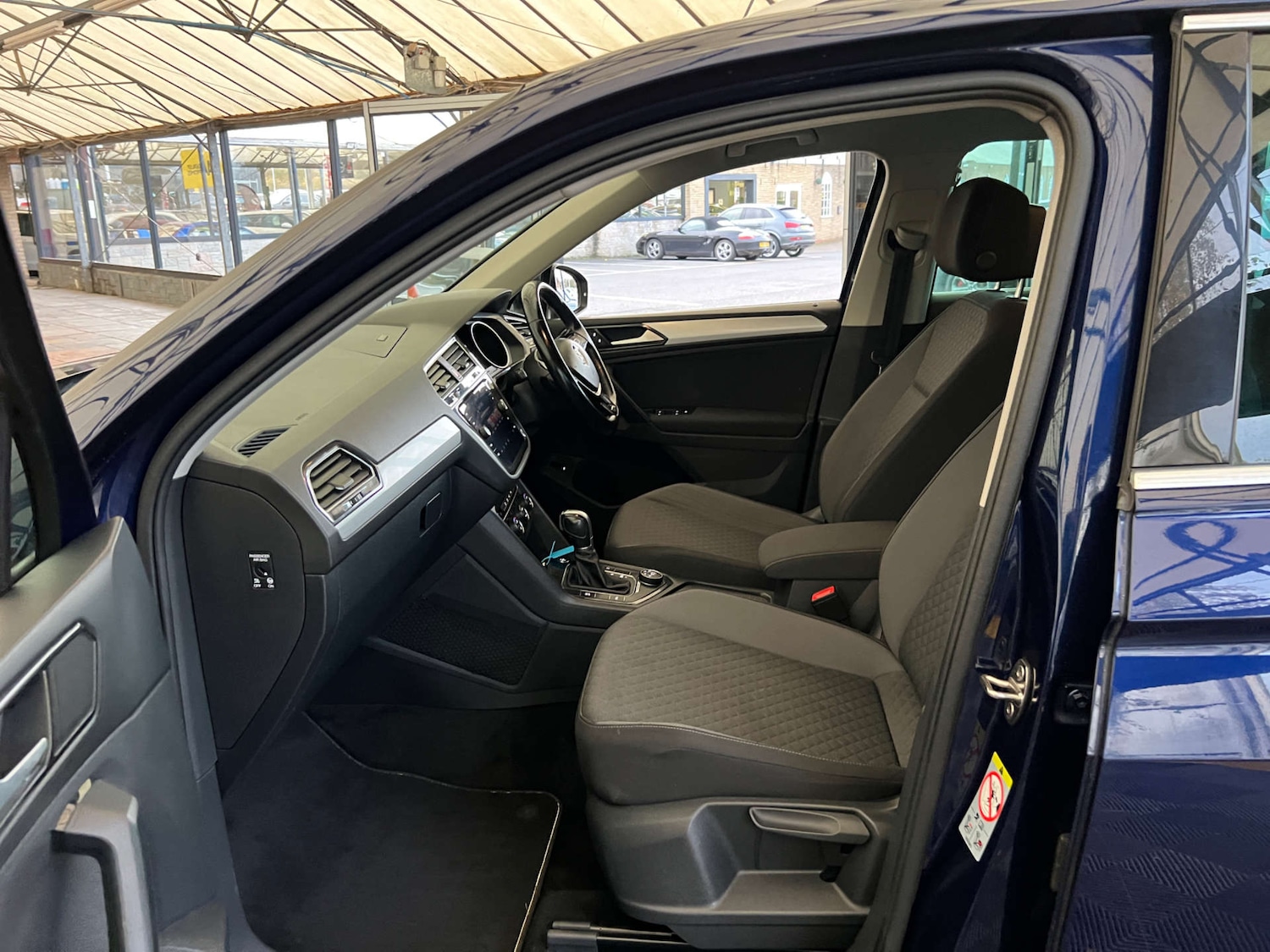 Used Volkswagen Tiguan 2018 for sale - 76483212: Photo 23