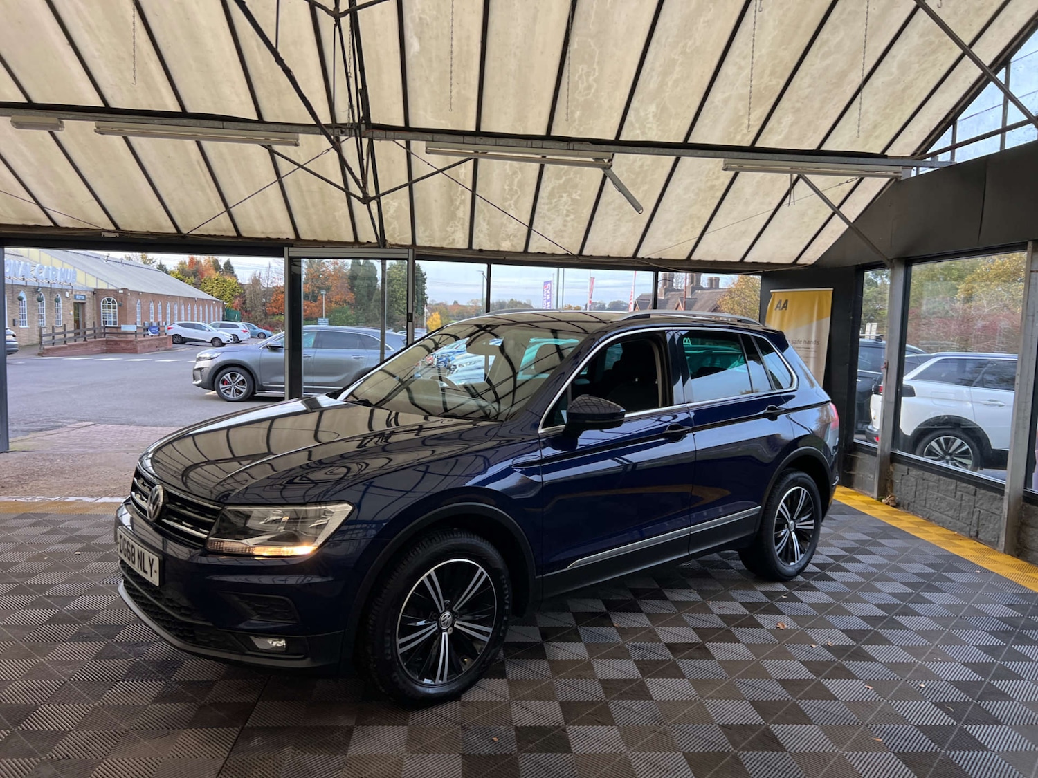 Used Volkswagen Tiguan 2018 for sale - 76483212: Photo 5