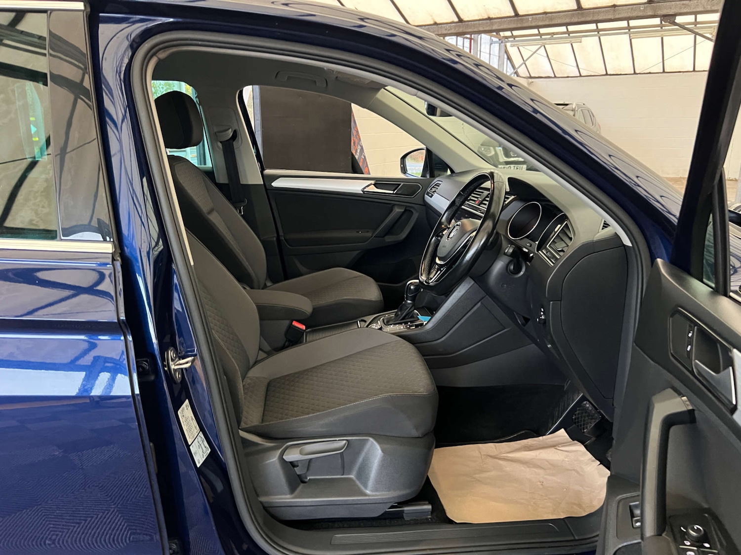 Used Volkswagen Tiguan 2018 for sale - 76483212: Photo 9