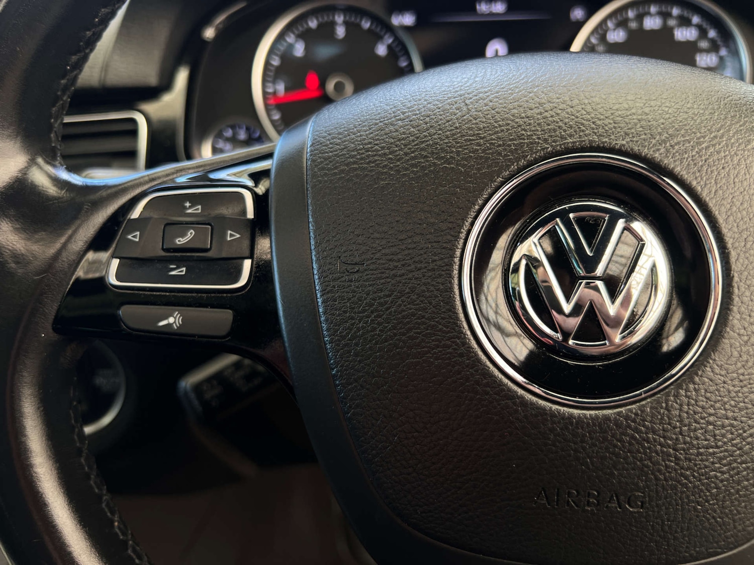 Used Volkswagen Touareg 2017 for sale - 77888843: Photo 13