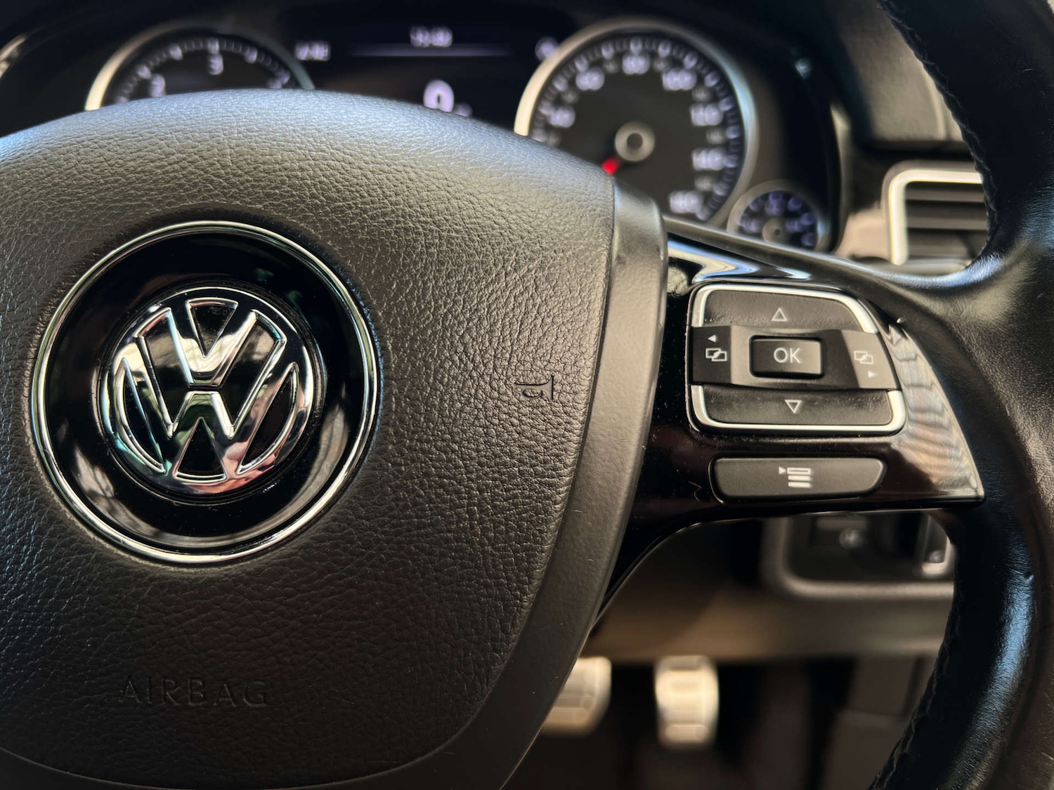 Used Volkswagen Touareg 2017 for sale - 77888843: Photo 15