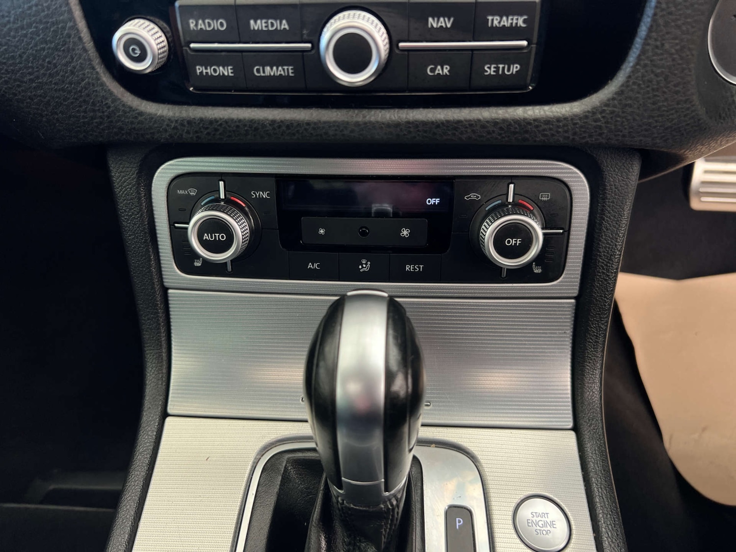 Used Volkswagen Touareg 2017 for sale - 77888843: Photo 20