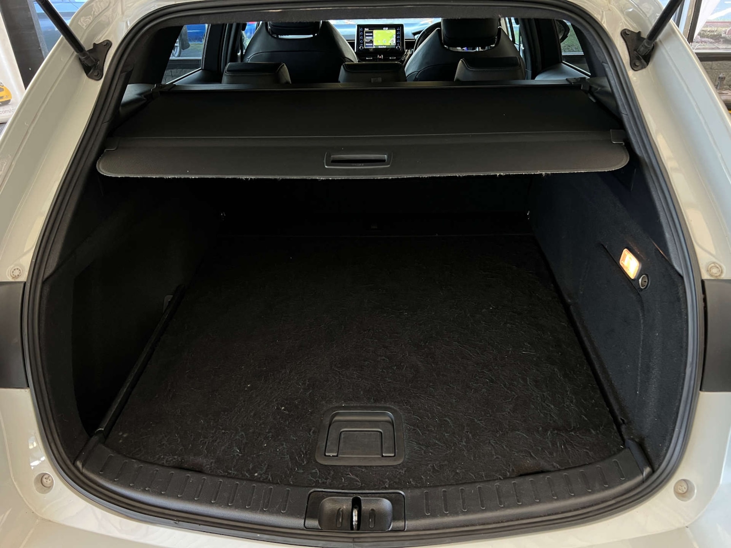 Used Toyota Corolla 2020 for sale - 77656600: Photo 25