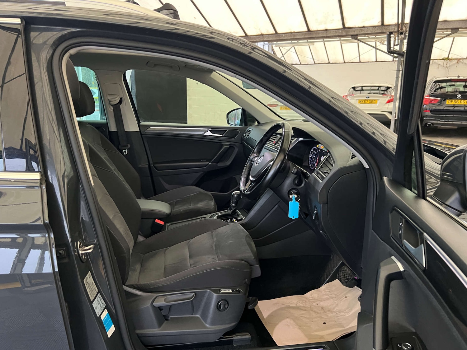 Used Volkswagen Tiguan 2016 for sale - 77038539: Photo 7