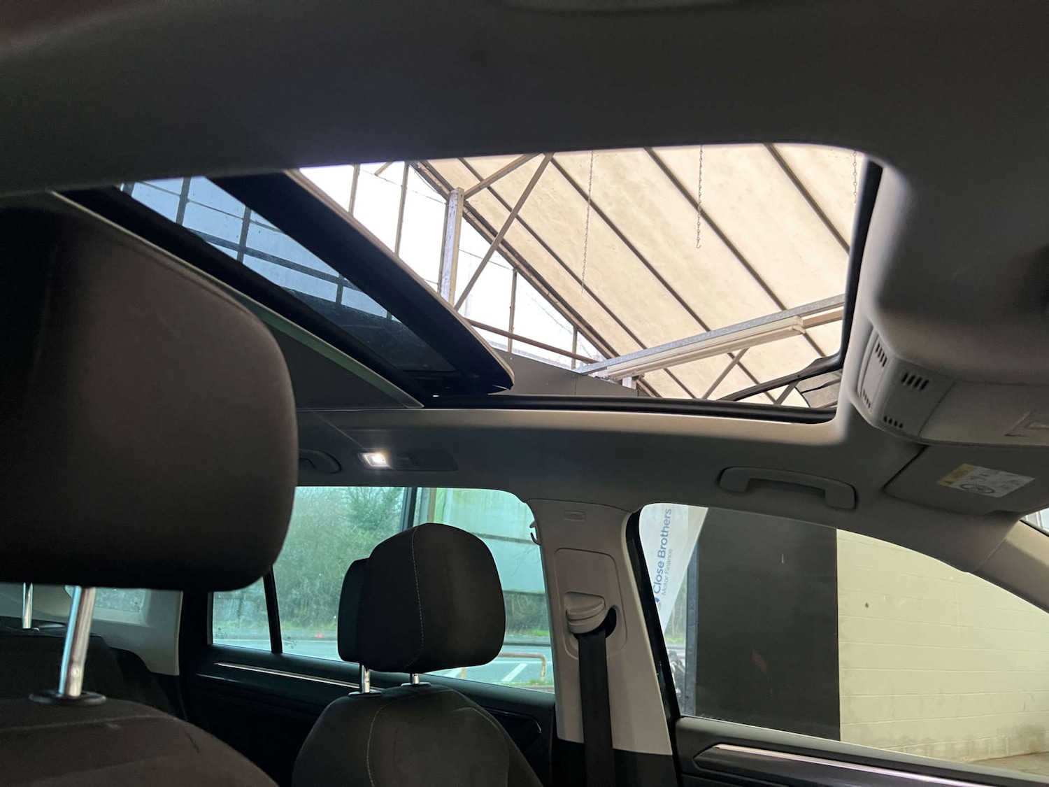 Used Volkswagen Tiguan 2016 for sale - 77038539: Photo 9