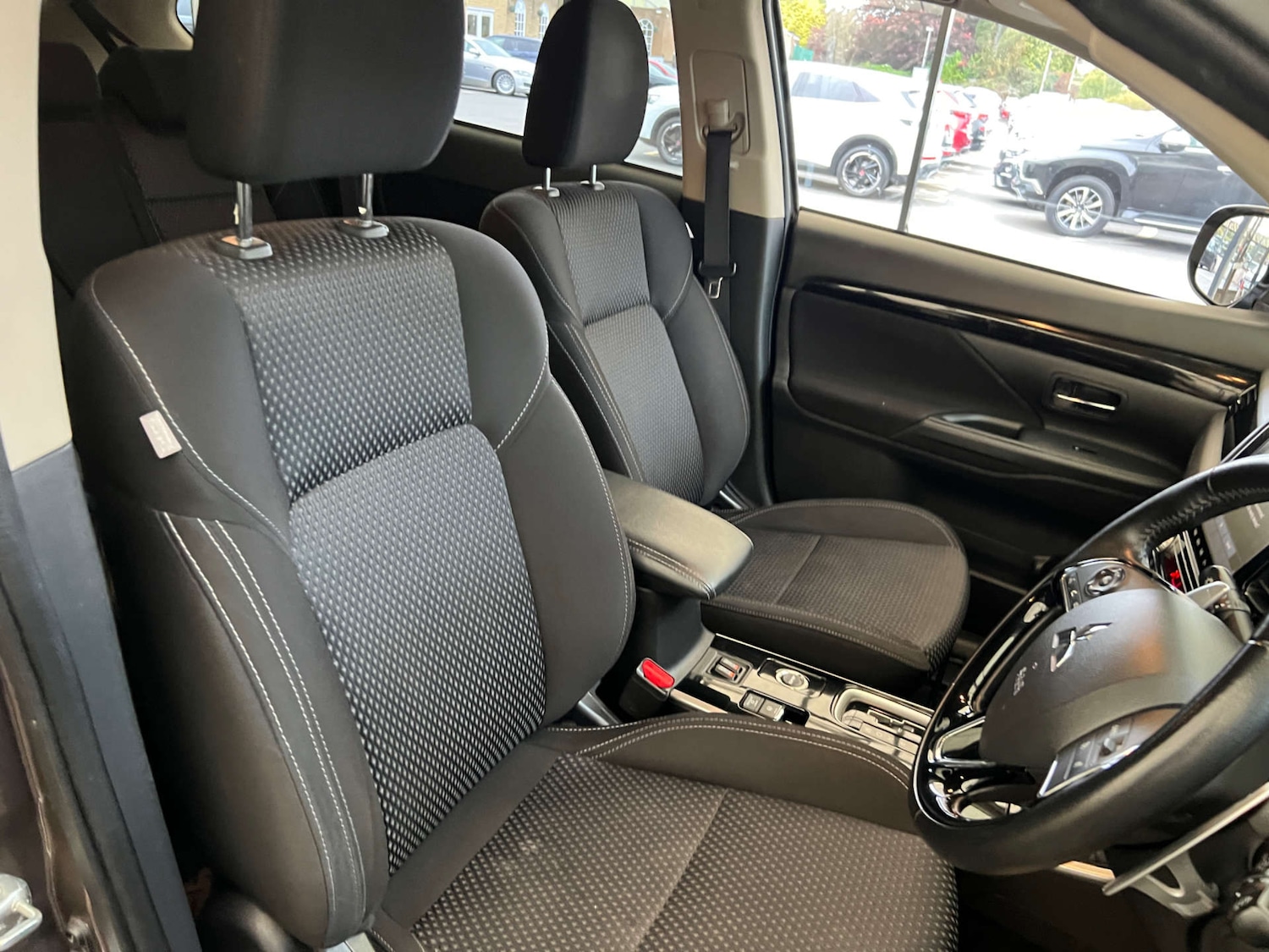 Used Mitsubishi Outlander 2019 for sale - 76231924: Photo 11