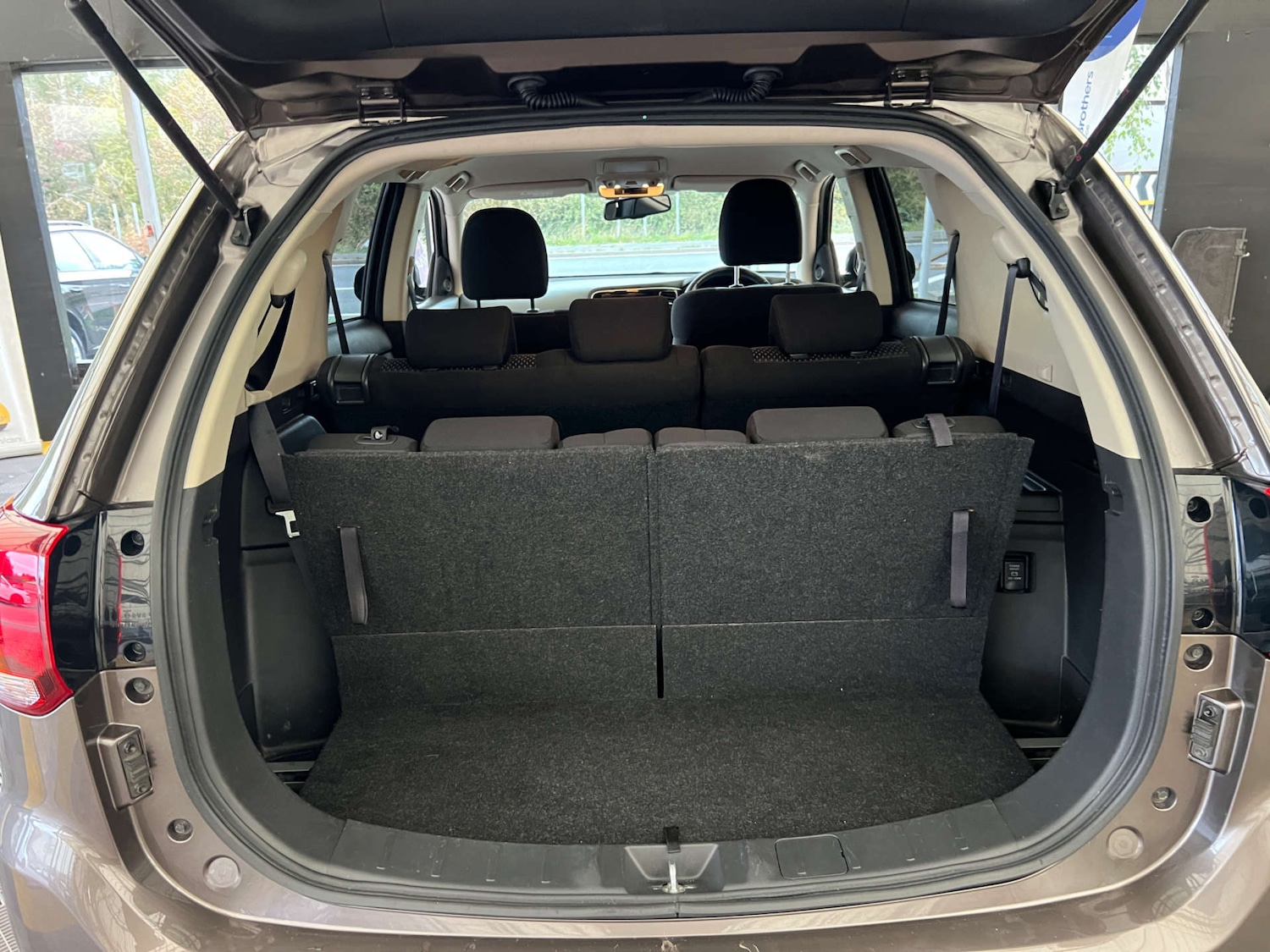 Used Mitsubishi Outlander 2019 for sale - 76231924: Photo 28