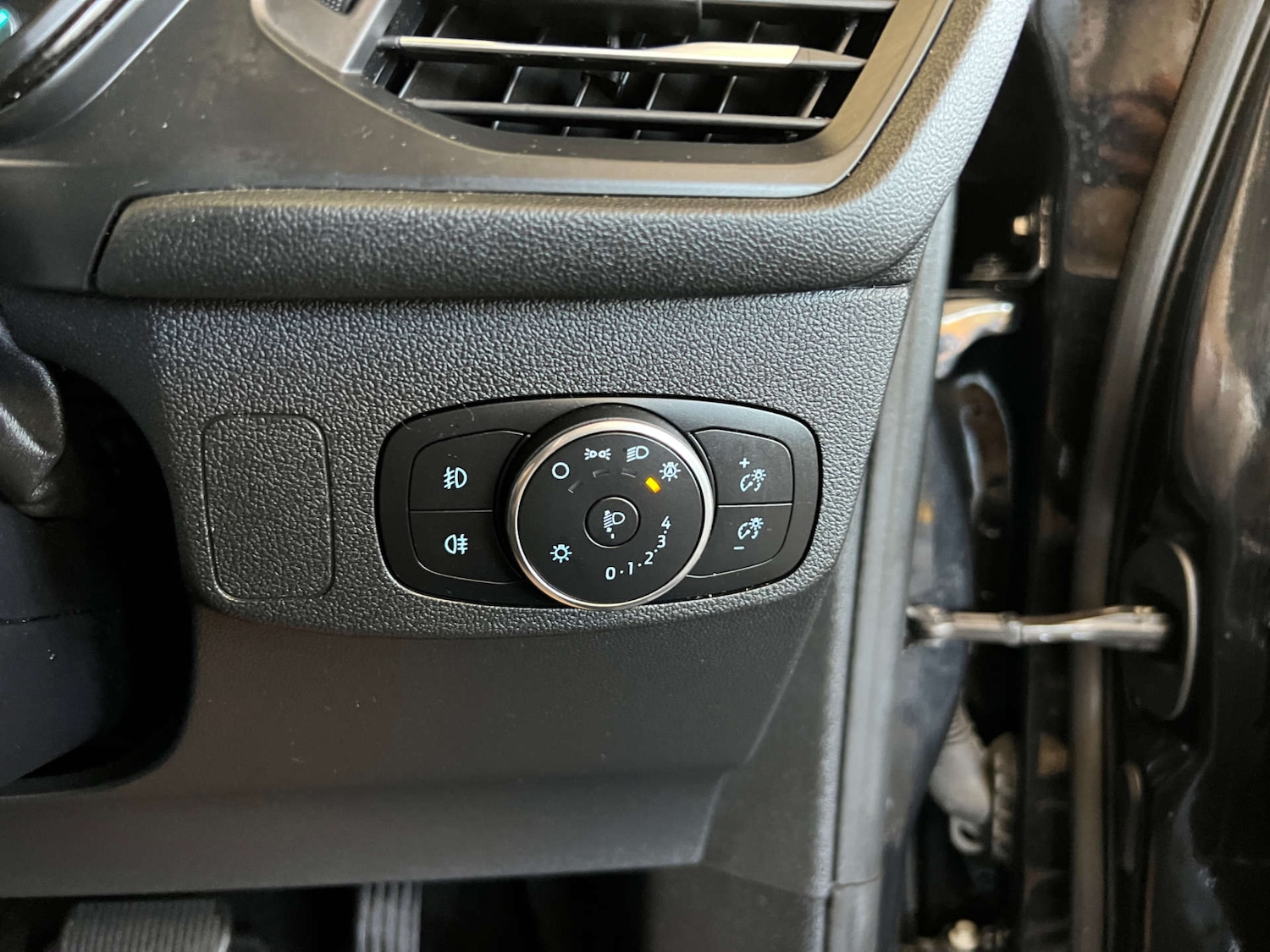 Used Ford Focus 2022 for sale - 76601485: Photo 17