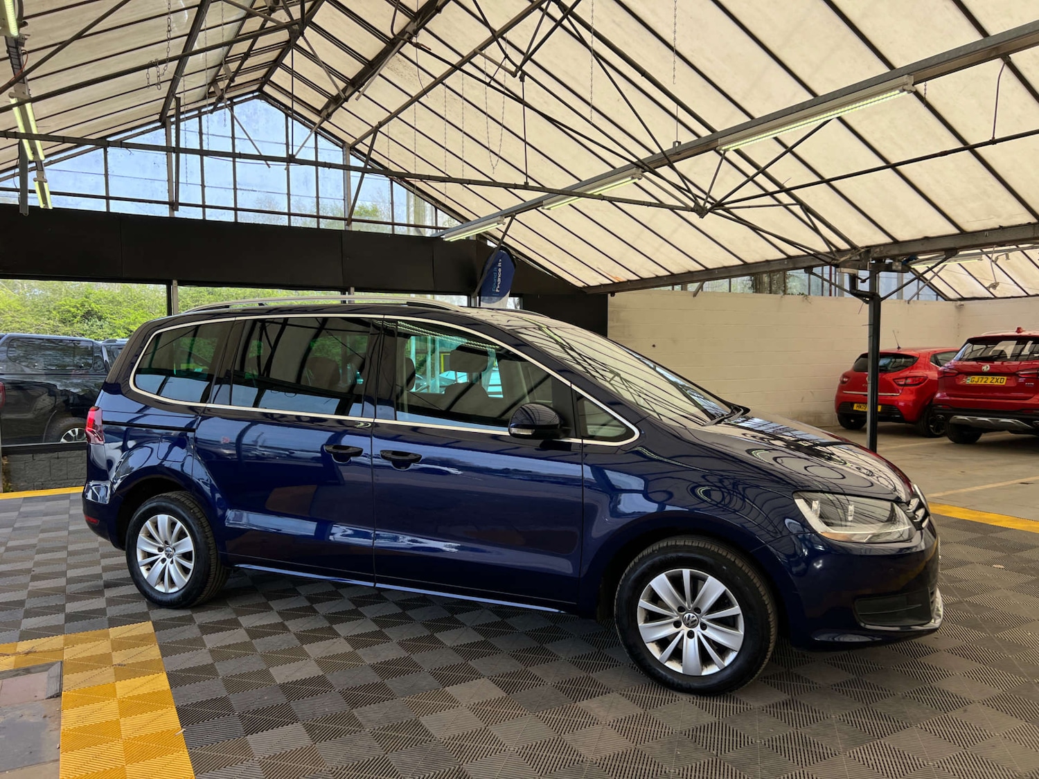 Used Volkswagen Sharan 2018 for sale - 78202484: Photo 3