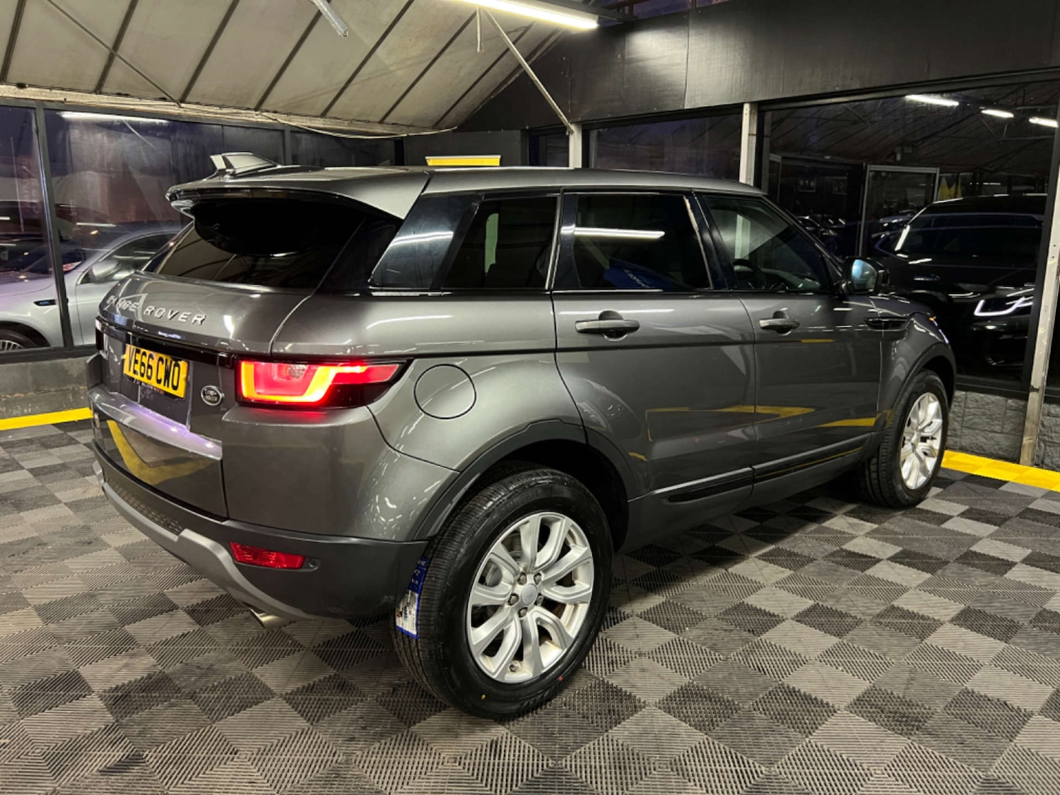 Used Land Rover Range Rover Evoque 2016 for sale - 76601181: Photo 9