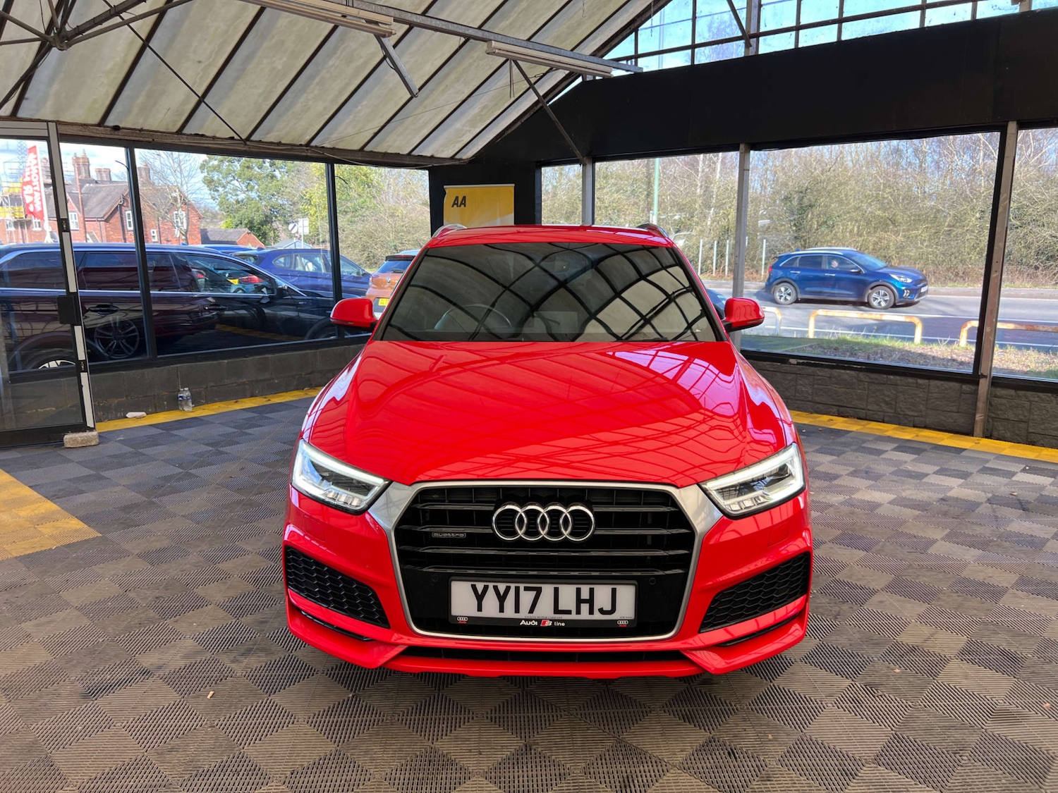 Used Audi Q3 2017 for sale - 77656591: Photo 4