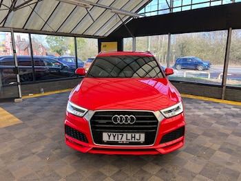 Used Audi Q3 2017 for sale - 77656591: Photo