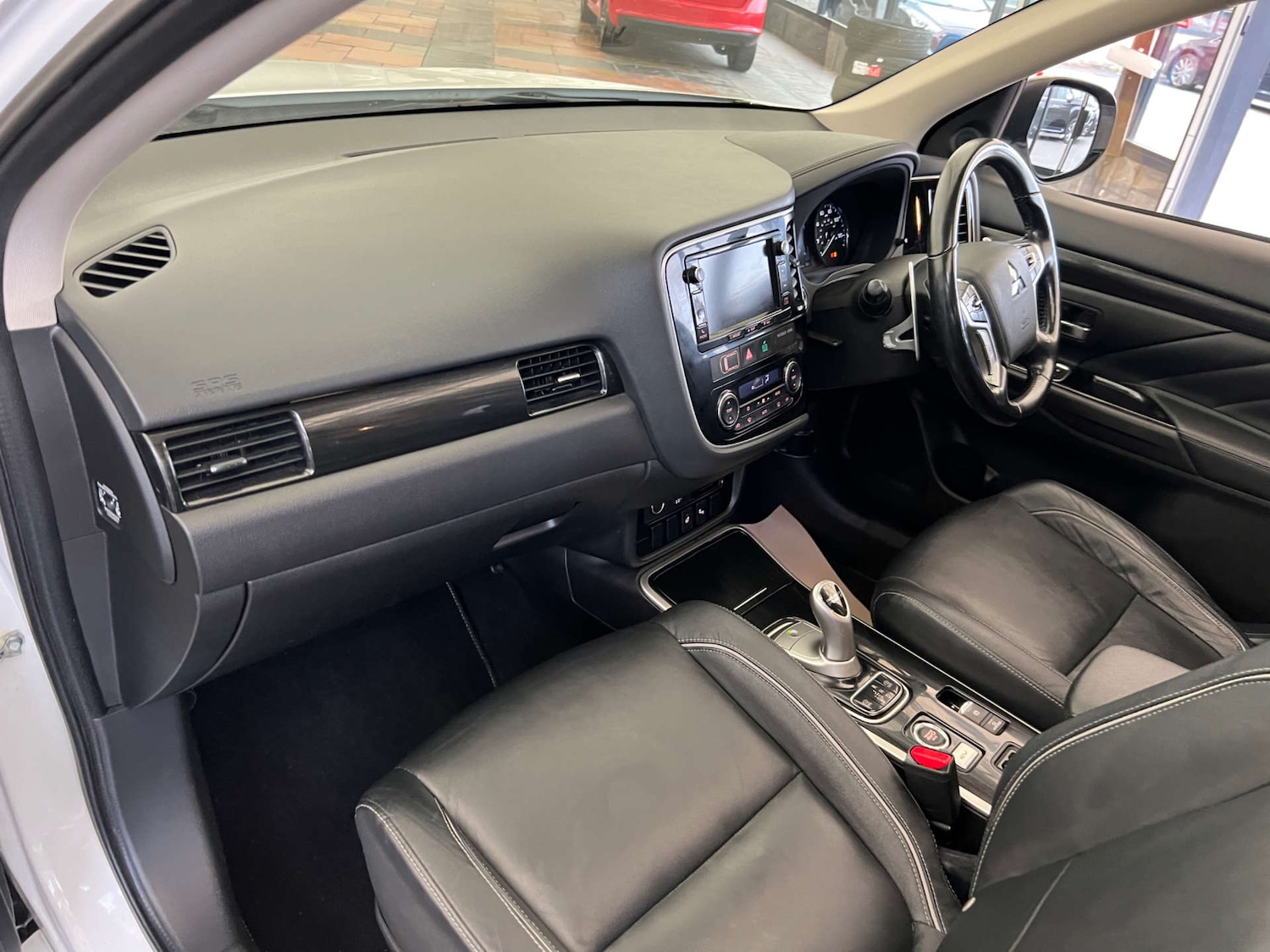 Used Mitsubishi Outlander 2017 for sale - 76449782: Photo 24