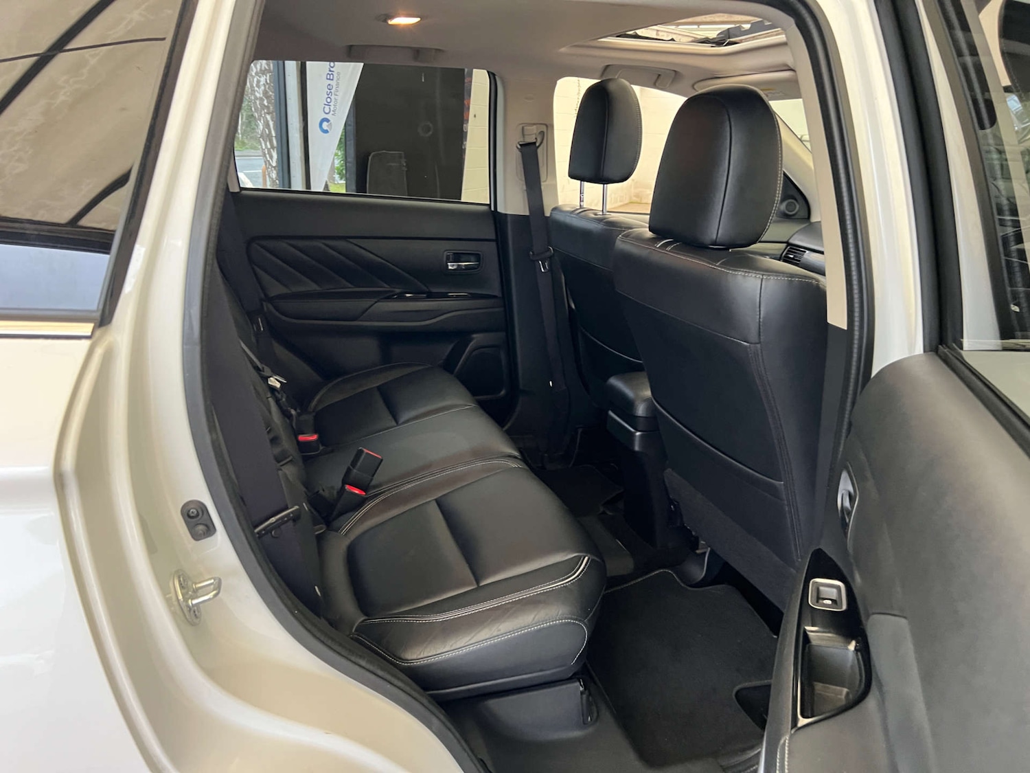 Used Mitsubishi Outlander 2017 for sale - 76449782: Photo 28