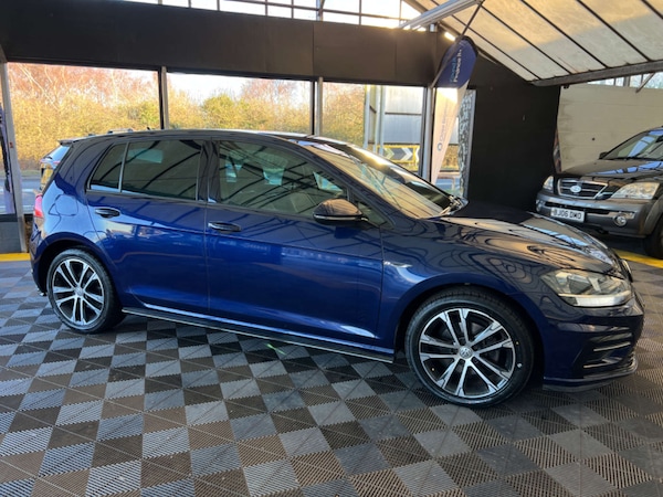 Used Volkswagen Golf 2017 for sale - 76206199: Photo 3
