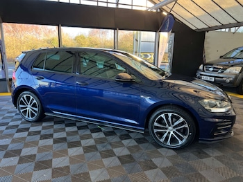 Used Volkswagen Golf 2017 for sale - 76206199: Photo 3