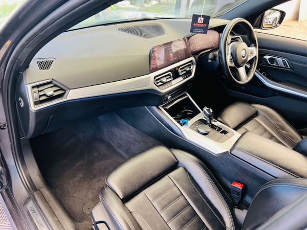 Used BMW 3 Series 2019 for sale - 74568259: Photo 30
