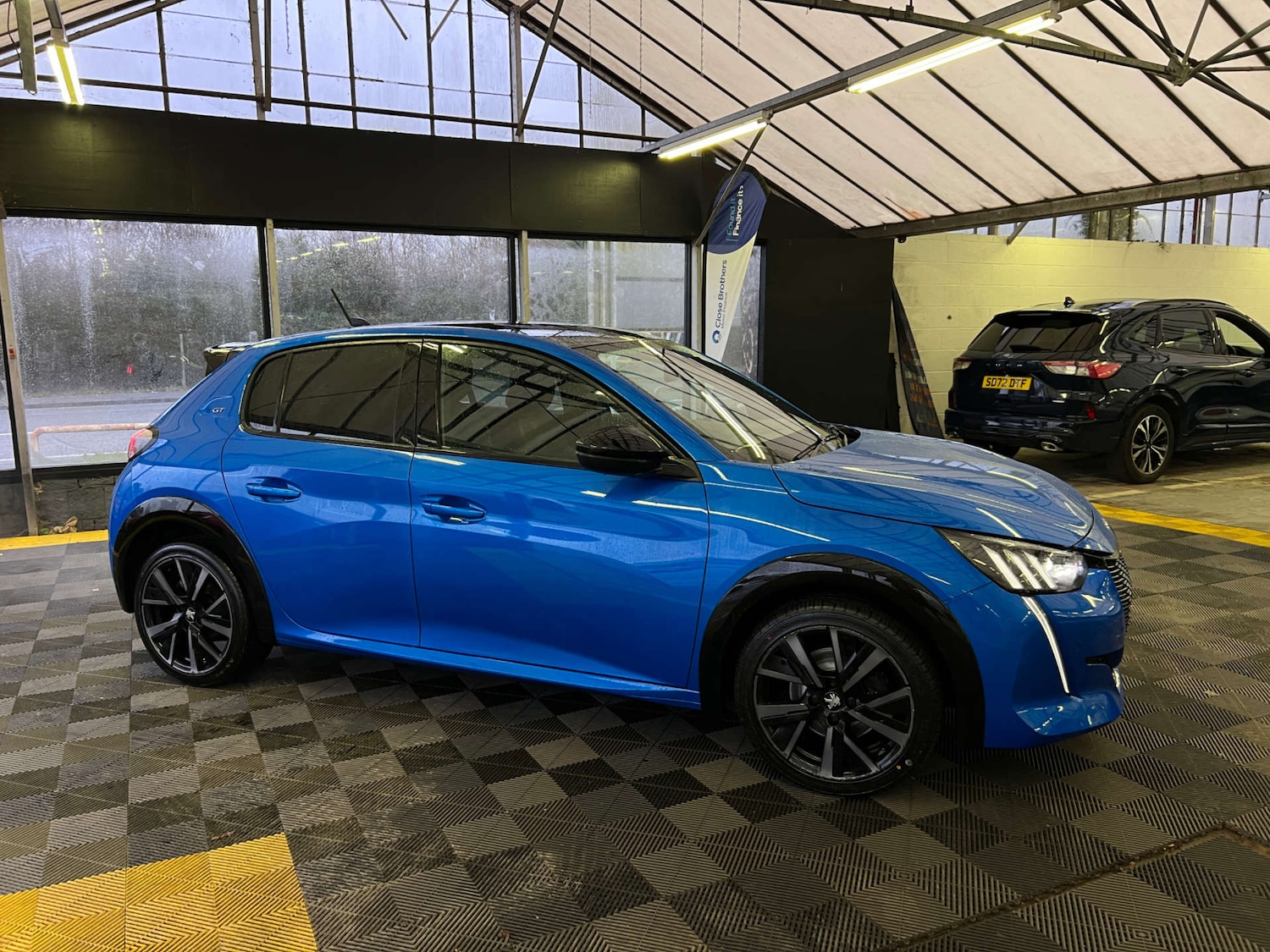 Used Peugeot 208 2023 for sale - 77547628: Photo 3