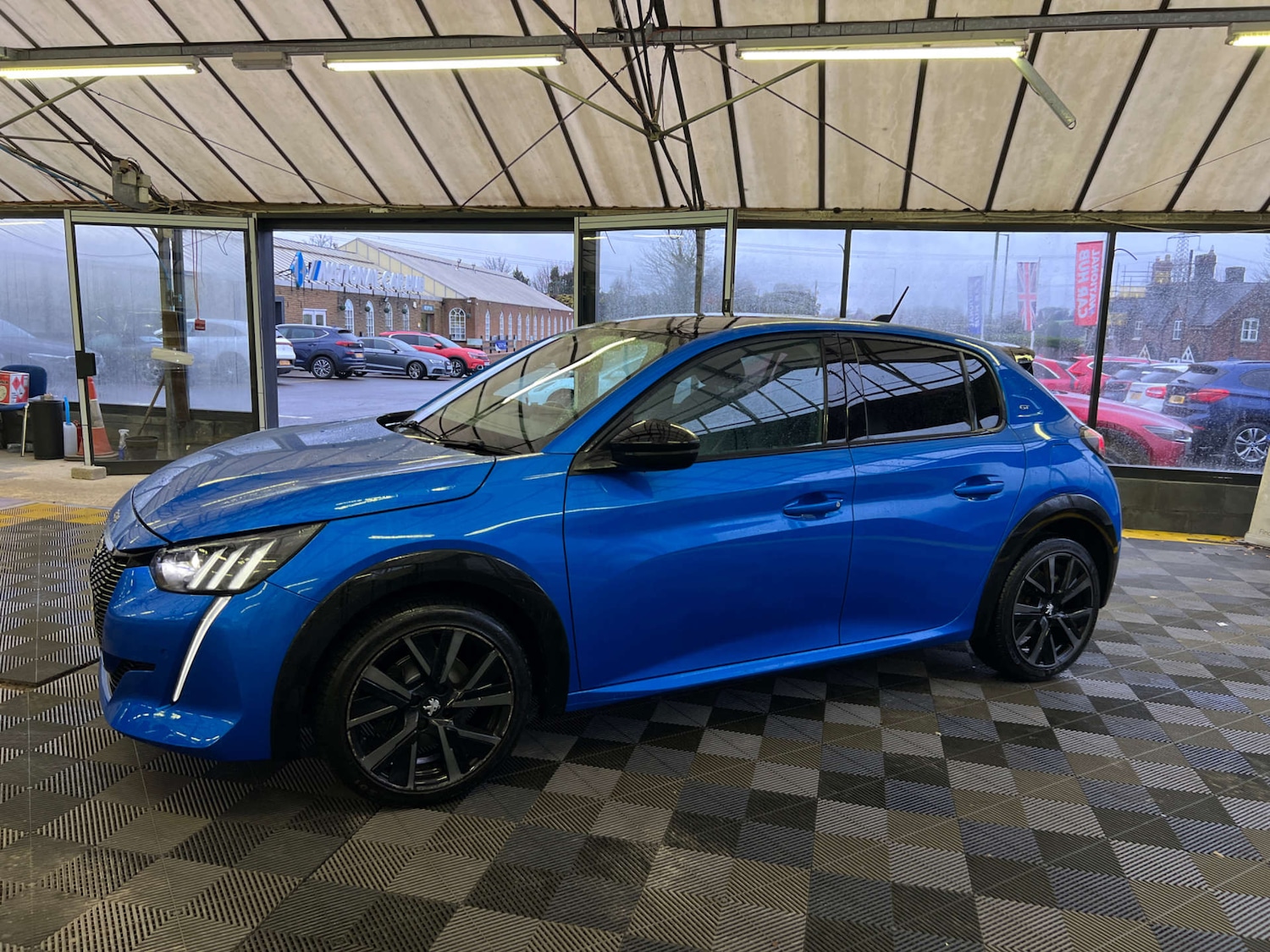 Used Peugeot 208 2023 for sale - 77547628: Photo 5