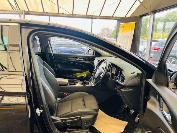 Used Vauxhall Insignia 2018 for sale - 76089417: Photo 10