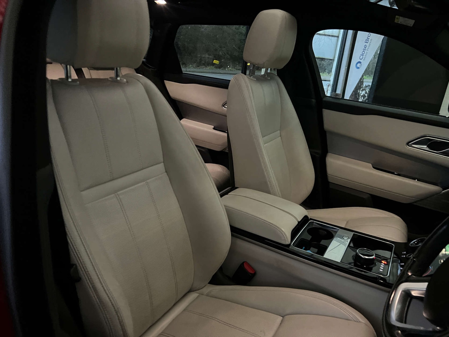 Used Land Rover Range Rover Velar 2018 for sale - 77053562: Photo 11