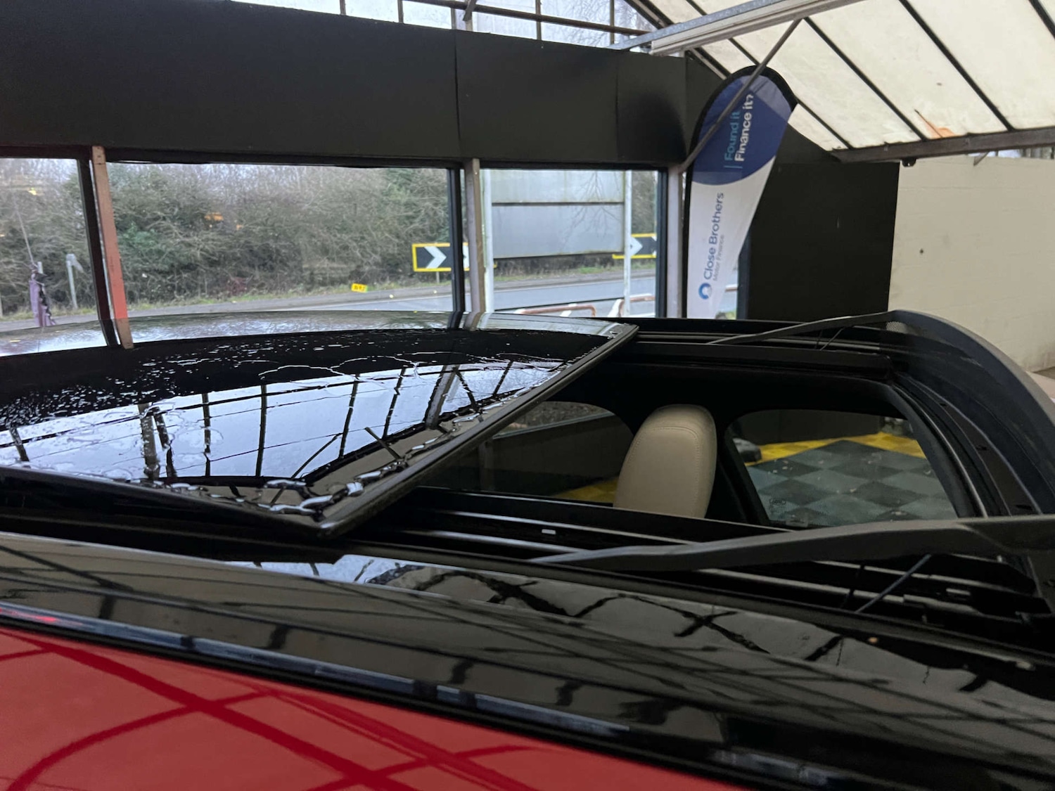 Used Land Rover Range Rover Velar 2018 for sale - 77053562: Photo 13