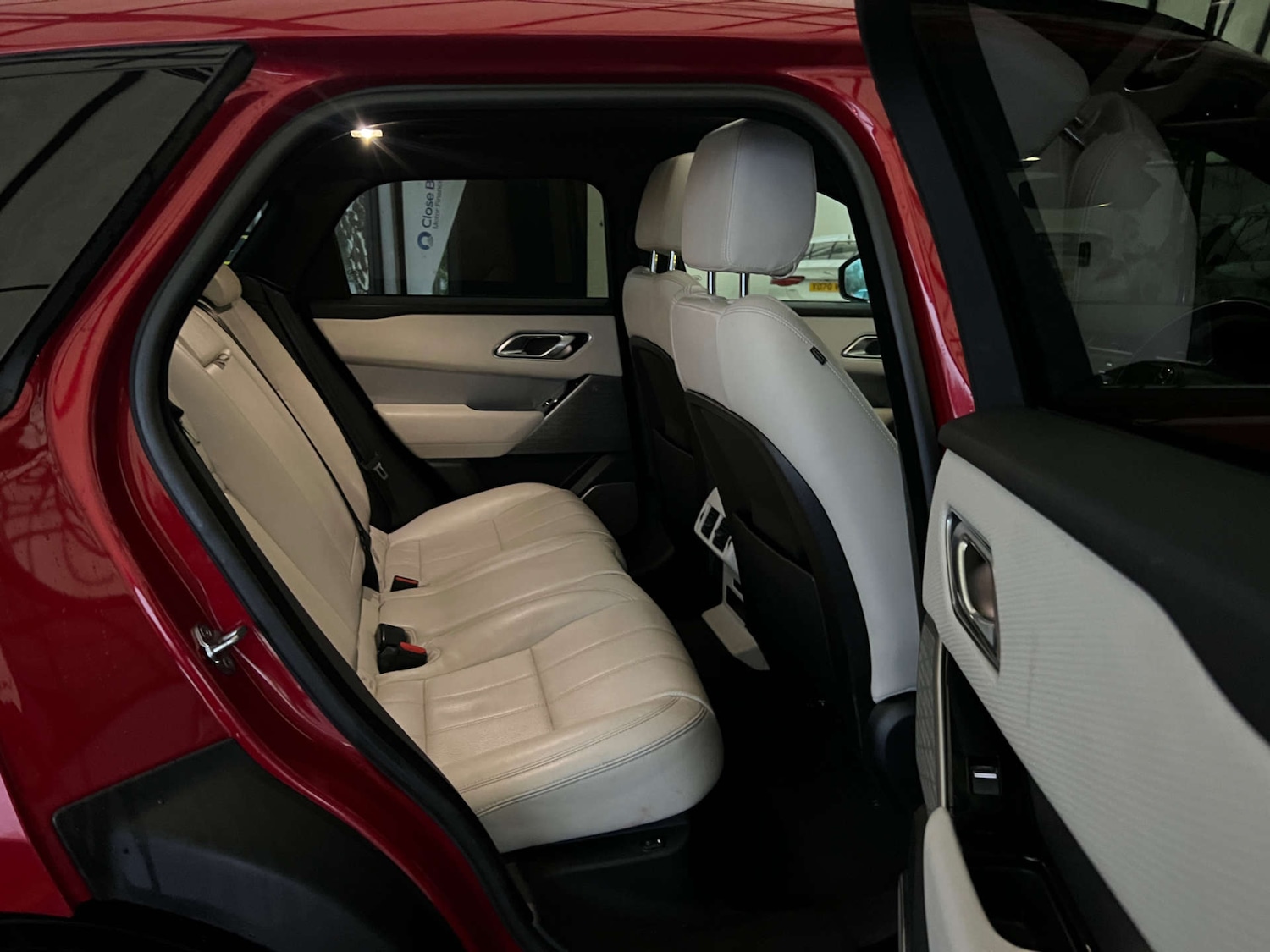 Used Land Rover Range Rover Velar 2018 for sale - 77053562: Photo 32