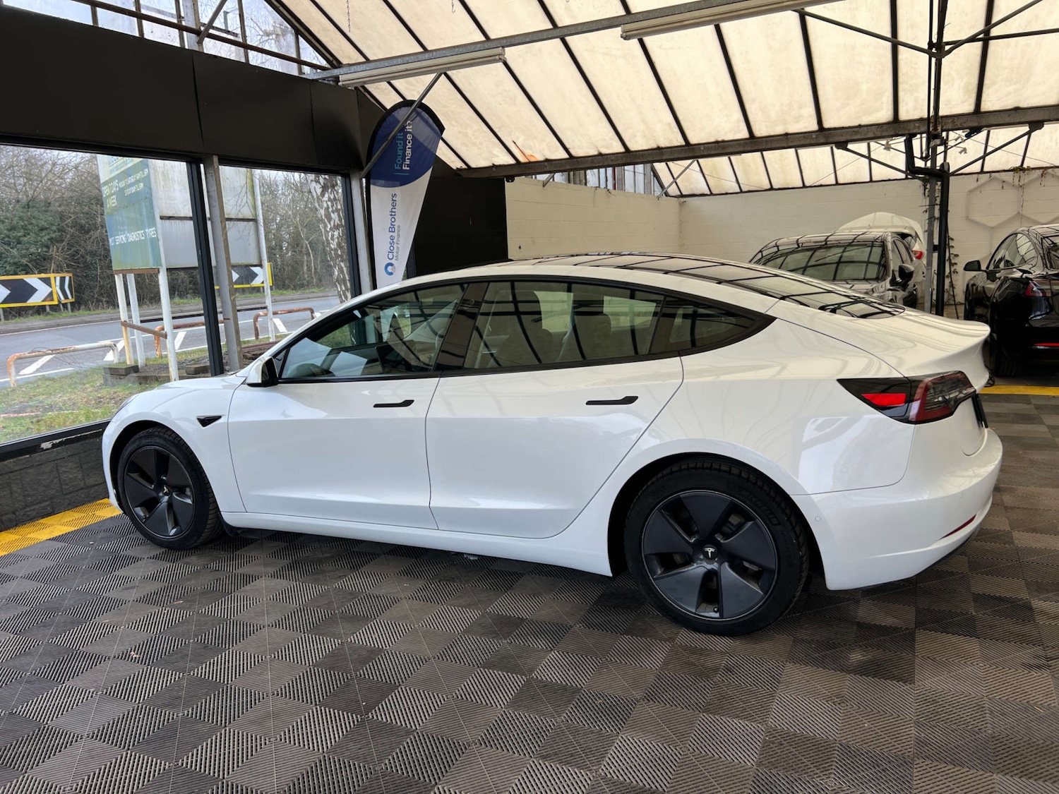Used Tesla Model 3 2021 for sale - 77335737: Photo 7