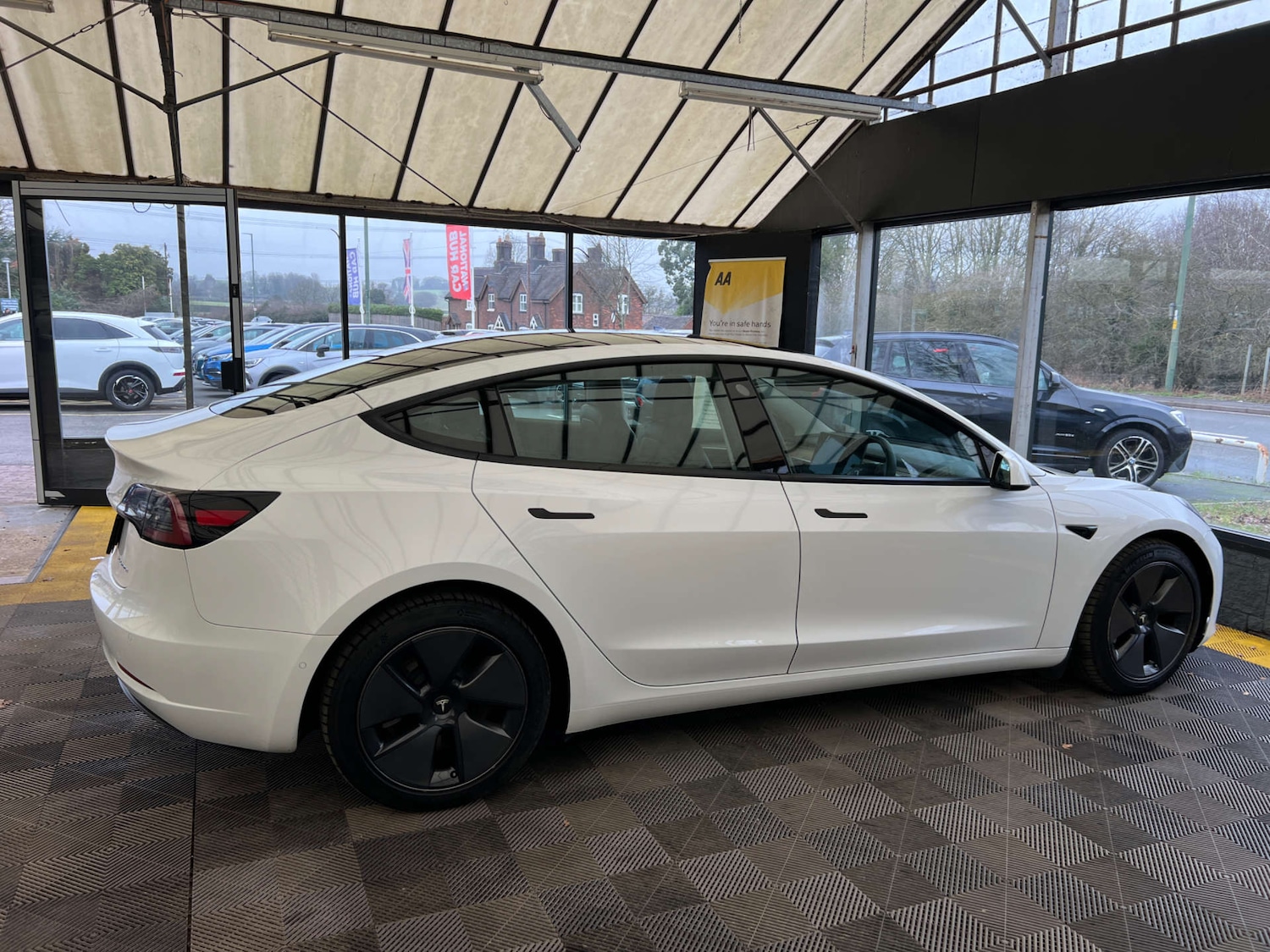 Used Tesla Model 3 2021 for sale - 77335737: Photo 9