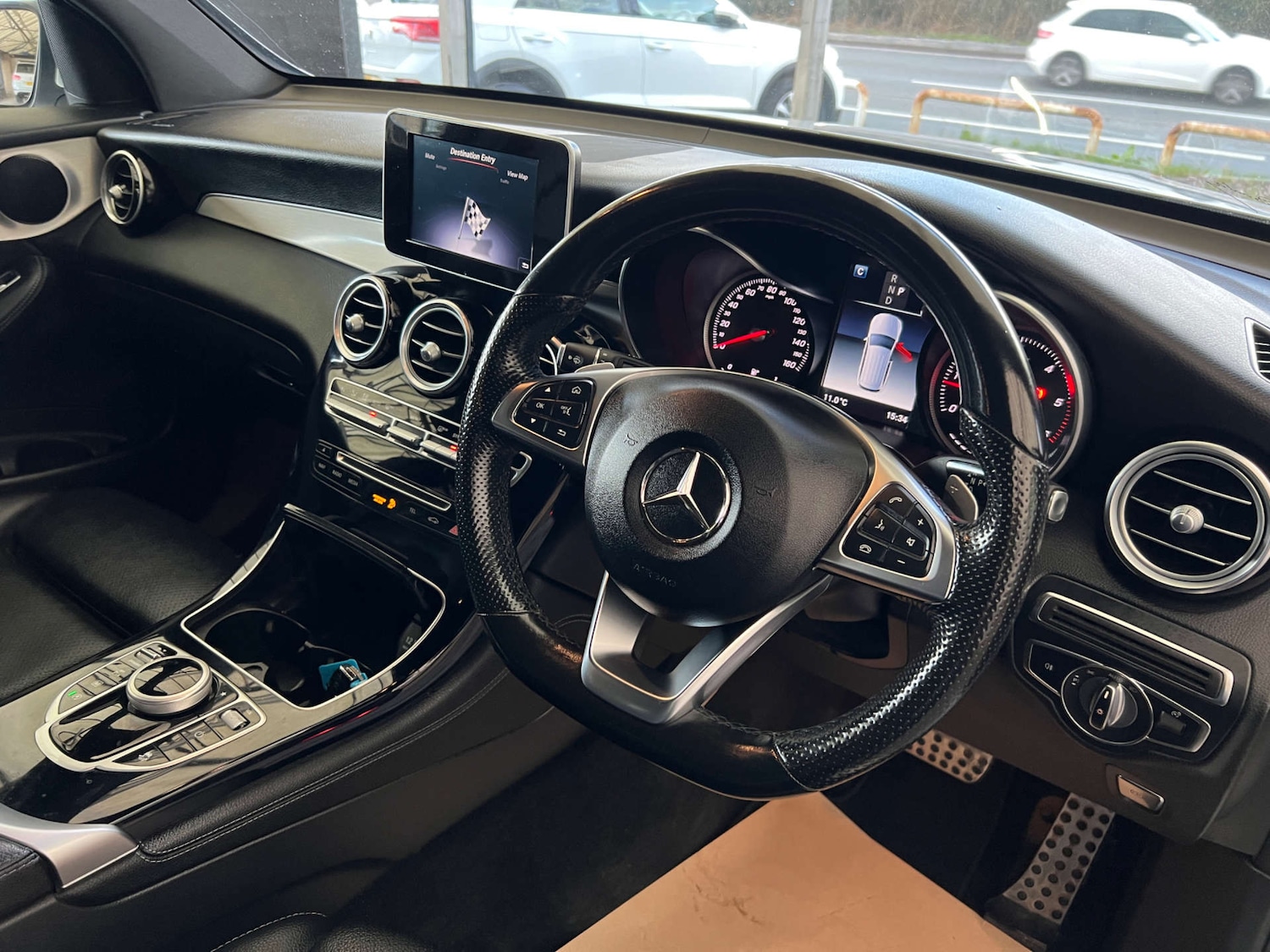 Used Mercedes-Benz GLC 2018 for sale - 77888858: Photo 12