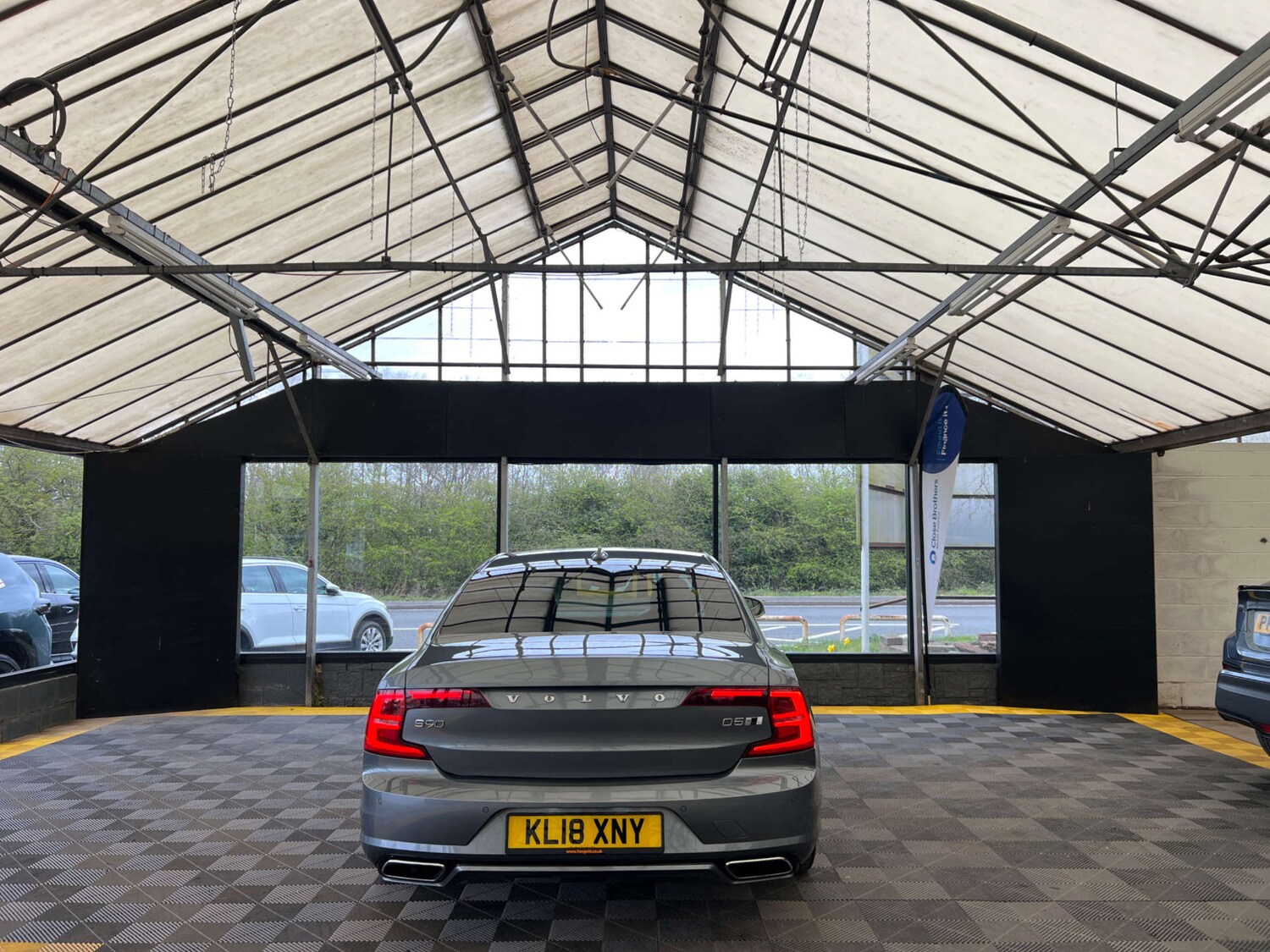 Used Volvo S90 2018 for sale - 78106695: Photo 8