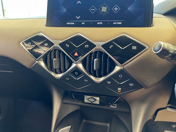 Used DS Automobiles DS 3 Crossback 2019 for sale - 75361835: Photo 18