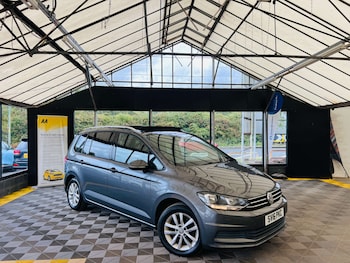 2016 - 1.6 Touran SE Family TDI BlueMotion Technology 5dr
