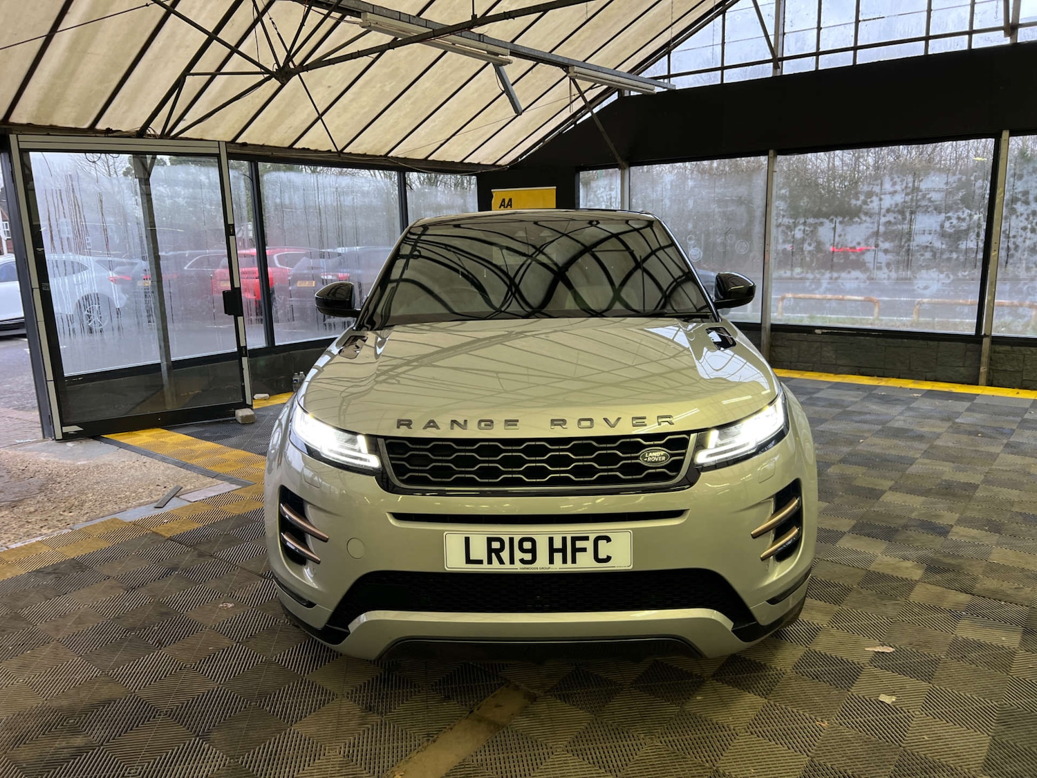 Used Land Rover Range Rover Evoque 2019 for sale - 77370967: Photo 4
