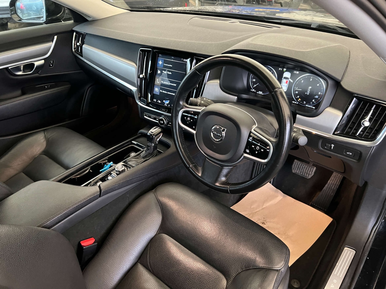 Used Volvo S90 2018 for sale - 77038537: Photo 12