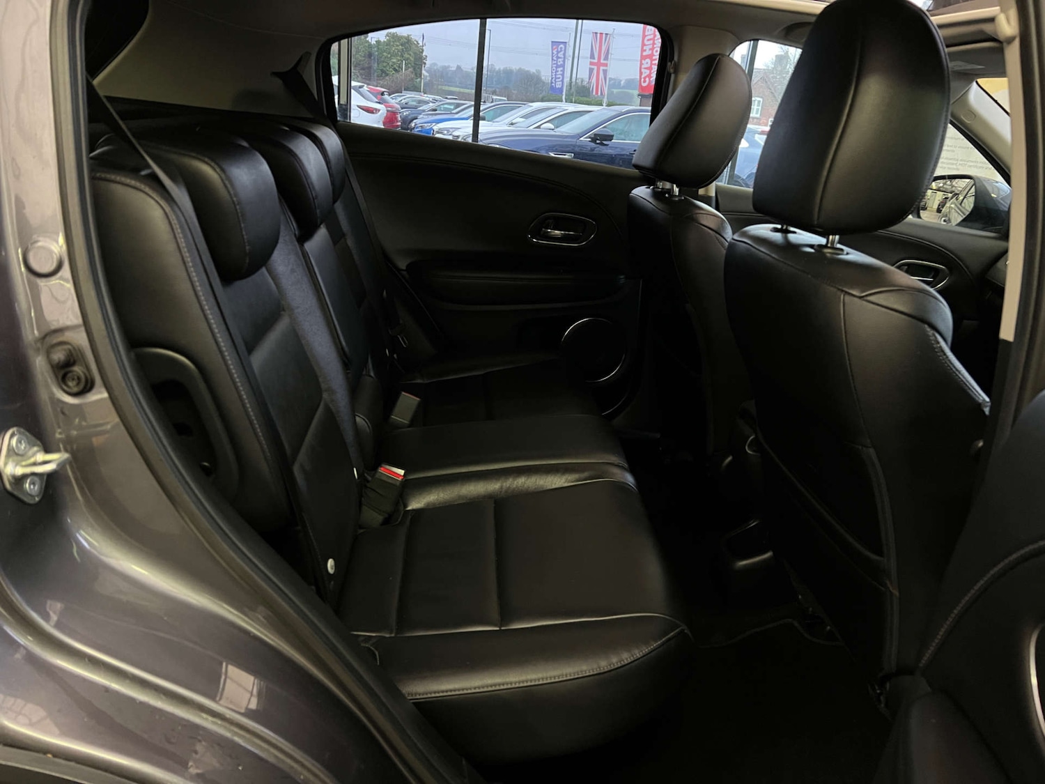 Used Honda HR-V 2017 for sale - 77431871: Photo 24