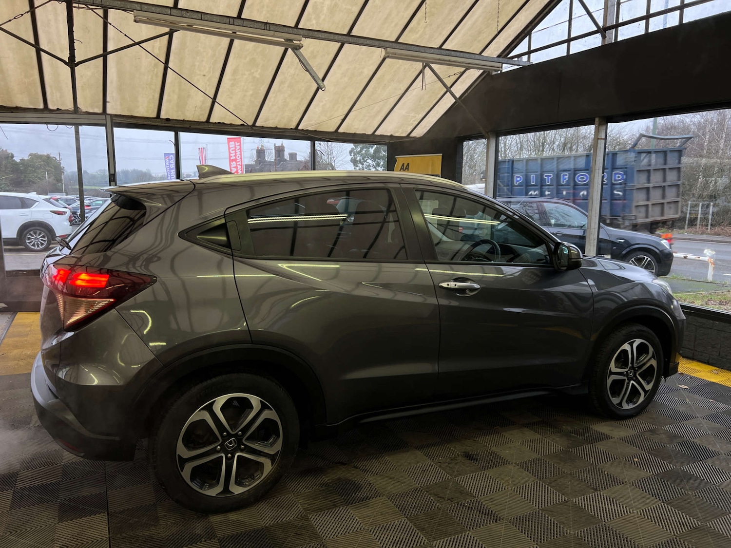 Used Honda HR-V 2017 for sale - 77431871: Photo 7