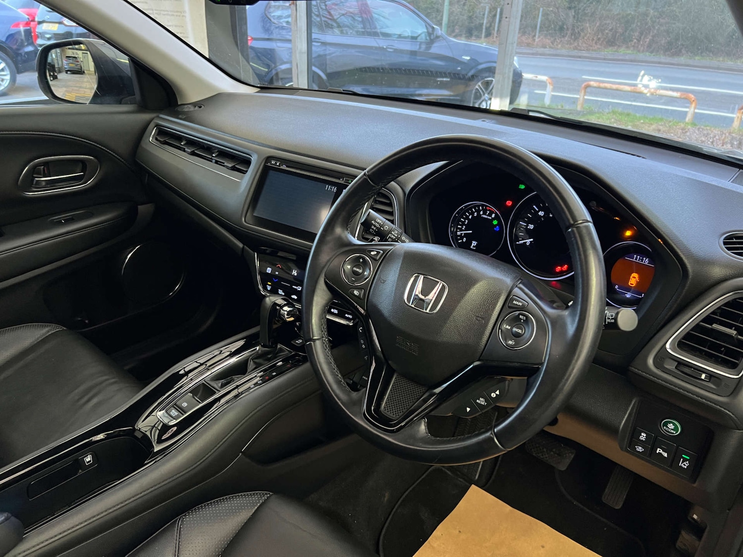 Used Honda HR-V 2017 for sale - 77431871: Photo 9