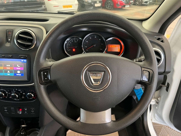 Used Dacia Sandero Stepway 2016 for sale - 76287453: Photo 13