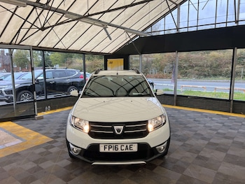 Used Dacia Sandero Stepway 2016 for sale - 76287453: Photo 3