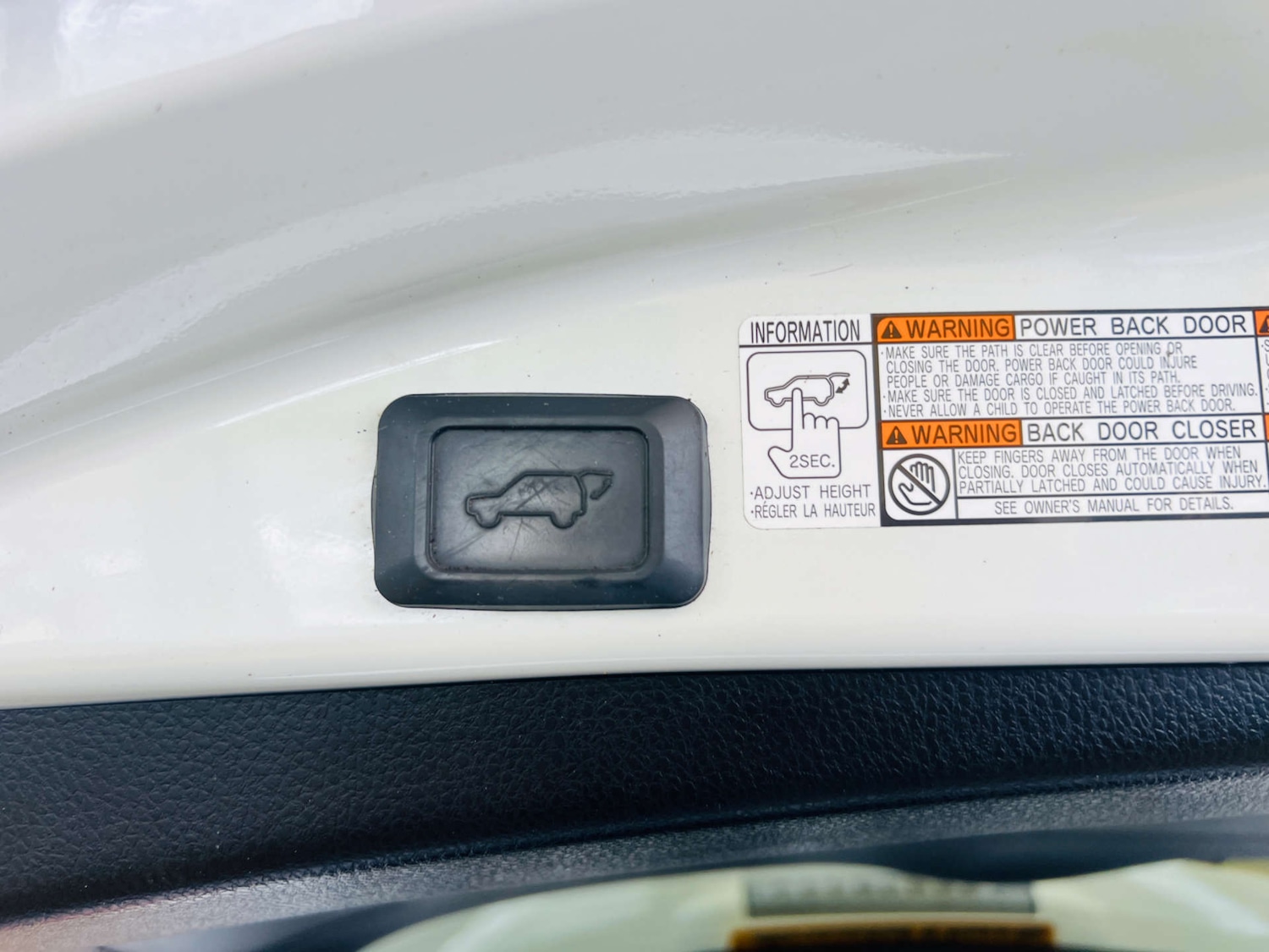 Used Toyota RAV4 2016 for sale - 76277825: Photo 29