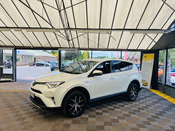 Used Toyota RAV4 2016 for sale - 76277825: Photo 4