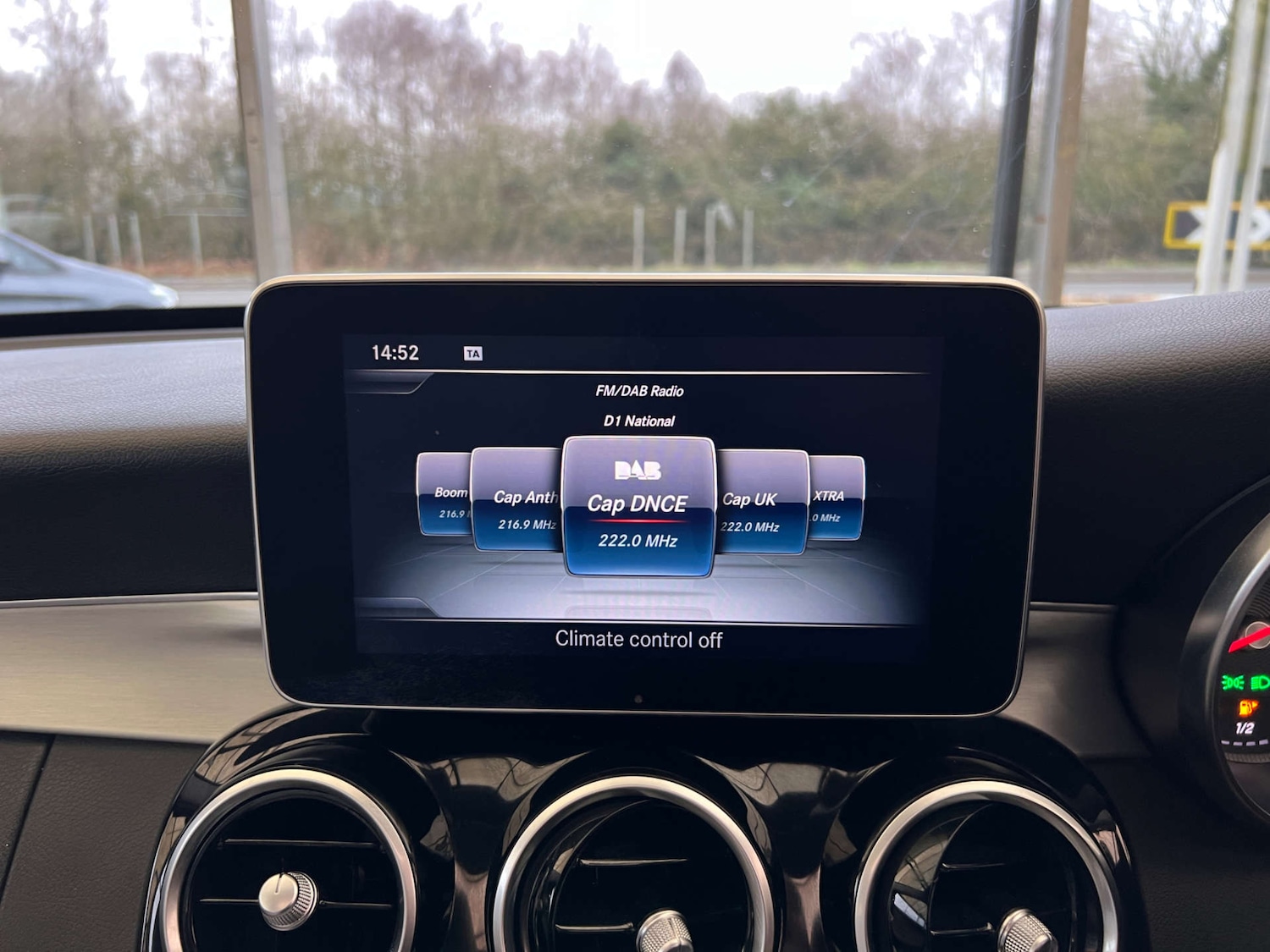 Used Mercedes-Benz C Class 2016 for sale - 77610604: Photo 21